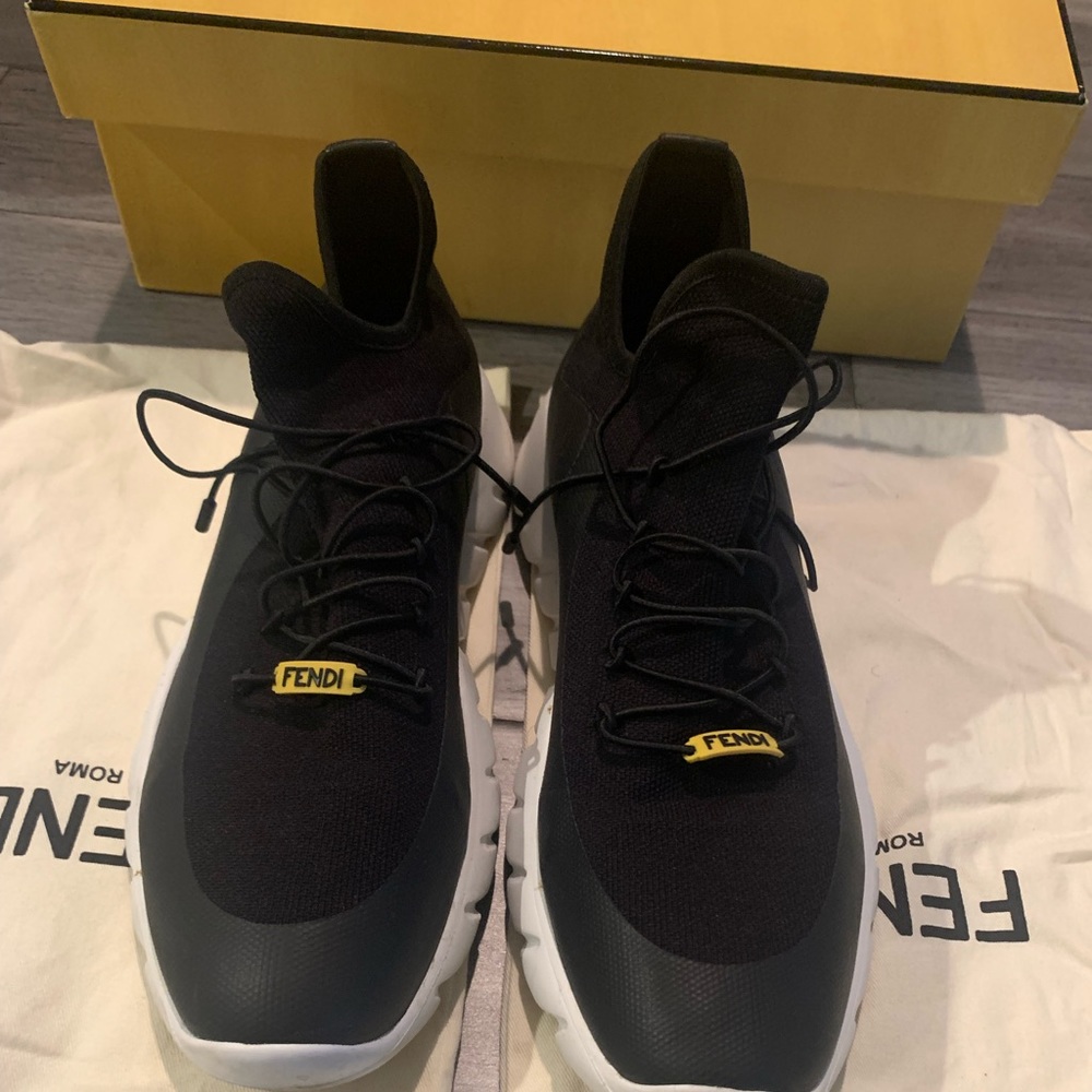Mens Fendi Sneaker 👟